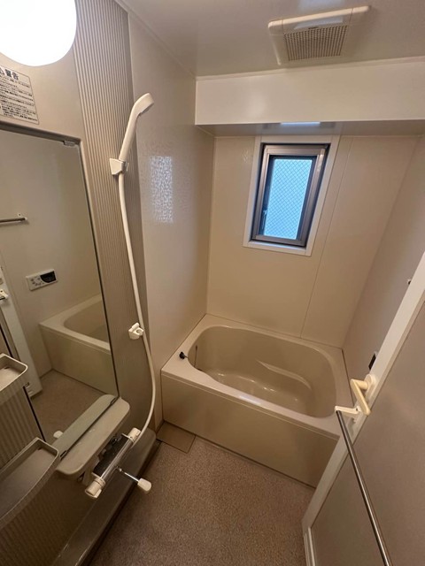 バス・シャワールーム　※参考写真※バスルームはいつでもぽかぽかお風呂に入れる追焚機