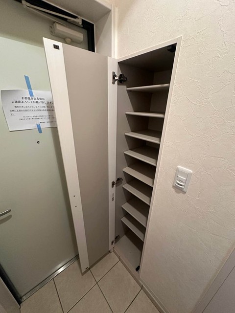 玄関　※参考写真※シューズボックス付きで玄関すっきり片付きます！お