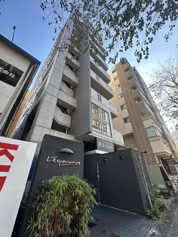 建物外観　ブルーライン・グリーンライン「センター南」駅まで徒歩2分！便