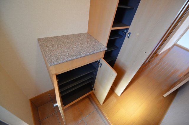 収納　玄関にあるシューズボックスです♪