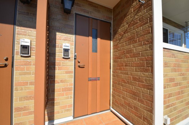 玄関　玄関ドアです☆