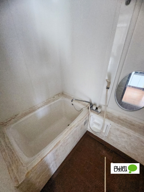 バス・シャワールーム　類似