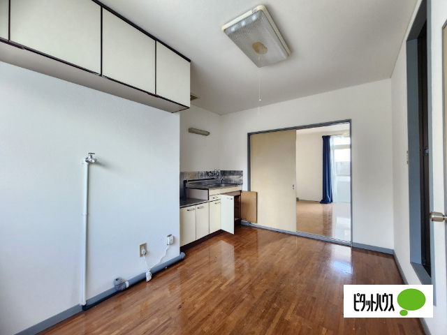 居室・リビング　類似