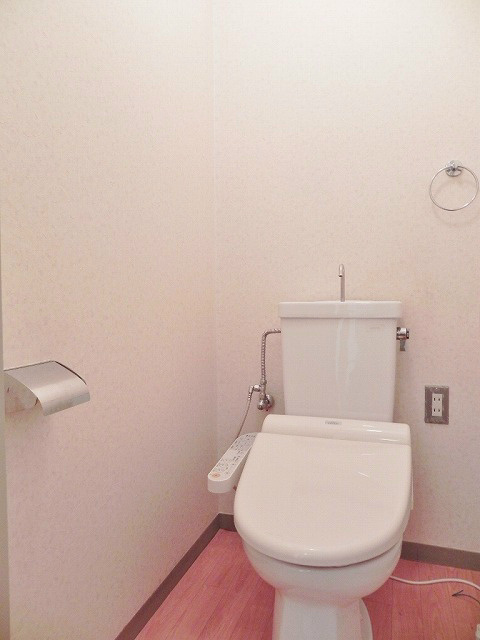 その他　お手洗いはウォシュレット付