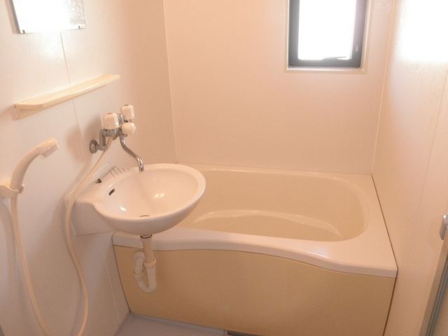 バス・シャワールーム　バス