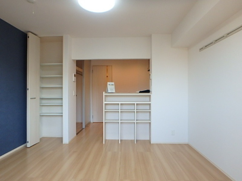 居室・リビング　図面と現状に相違がある場合には現状を優先．．．