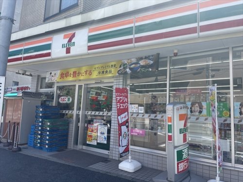 コンビニ　セブンイレブン 川口本町1丁目店（コンビニ）まで145m