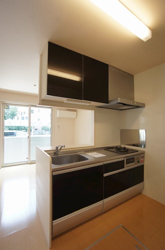 キッチン　※別のお部屋のお写真になります実際とは異なります。