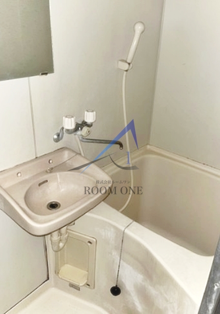 バス・シャワールーム　お風呂です。