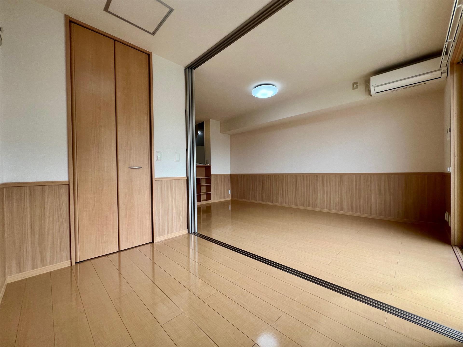 その他　同タイプ室内写真（反転タイプ）