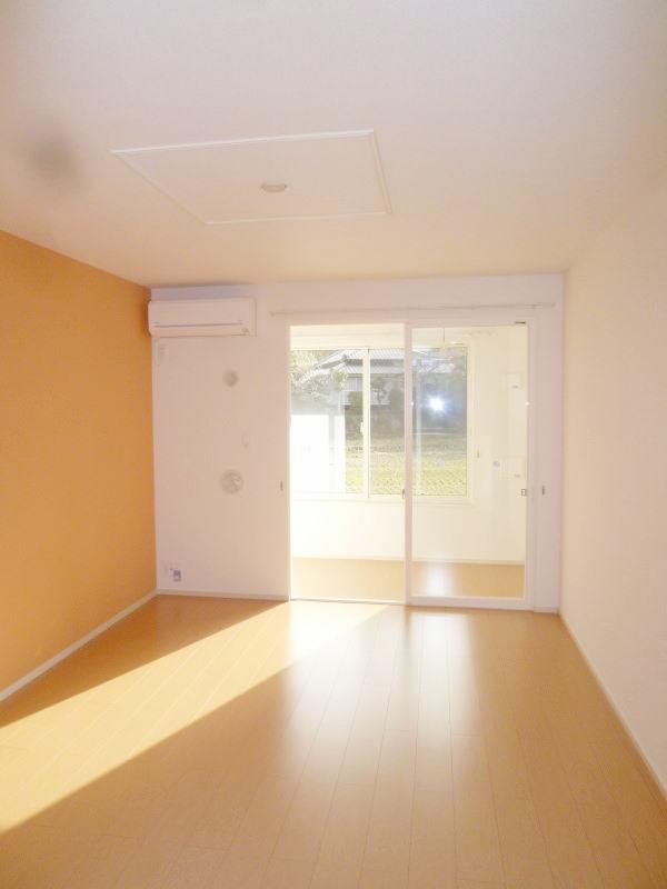 居室・リビング　居室