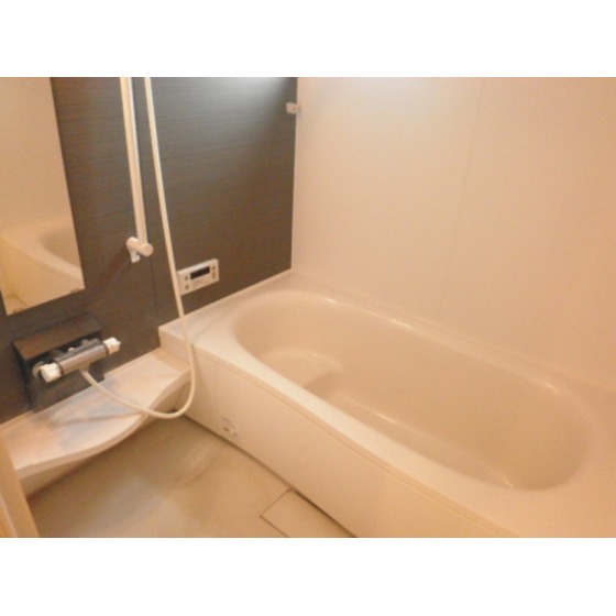 バス・シャワールーム　追い焚き、浴室乾燥機付き