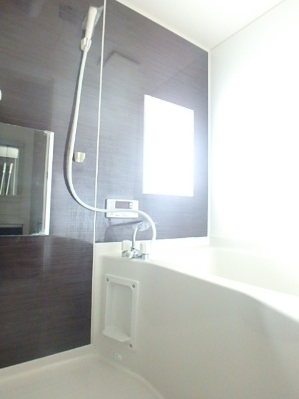 バス・シャワールーム　図面と現状に相違がある場合には現状を優先