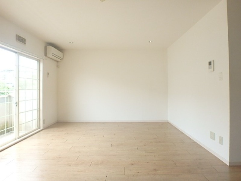 居室・リビング　図面と現状に相違がある場合には現状を優先