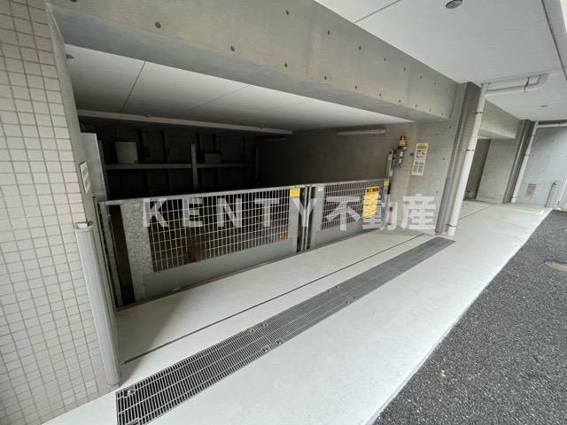 駐車場　駐車場完備です