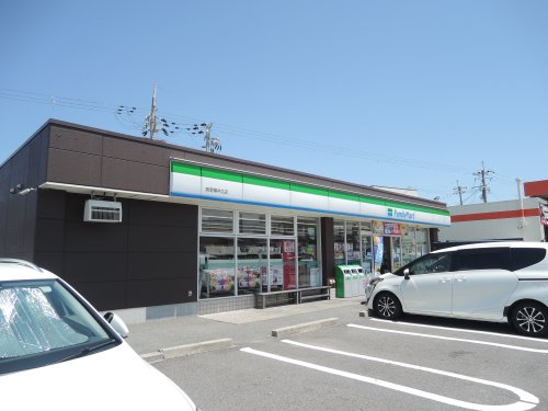 コンビニ　ファミリーマート 泉南樽井北店（コンビニ）まで574m