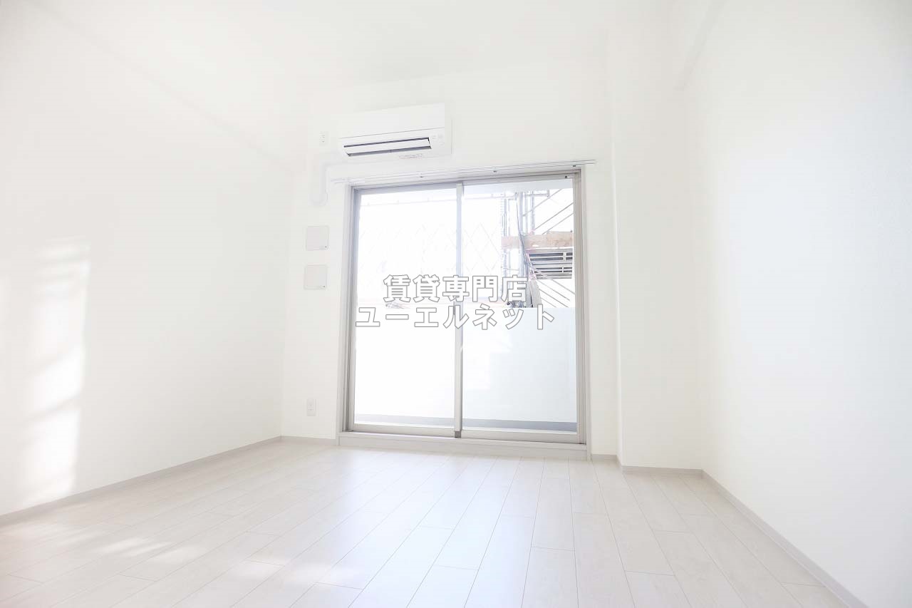 居室・リビング　ゆったりとくつろげる、落ち着きのある居室空間です