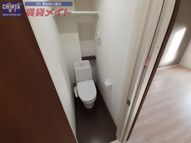 トイレ　同型タイプ