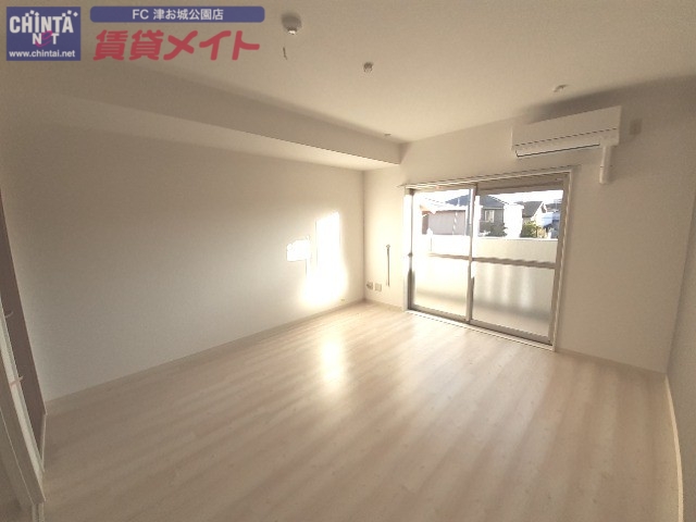 居室・リビング　同型タイプ