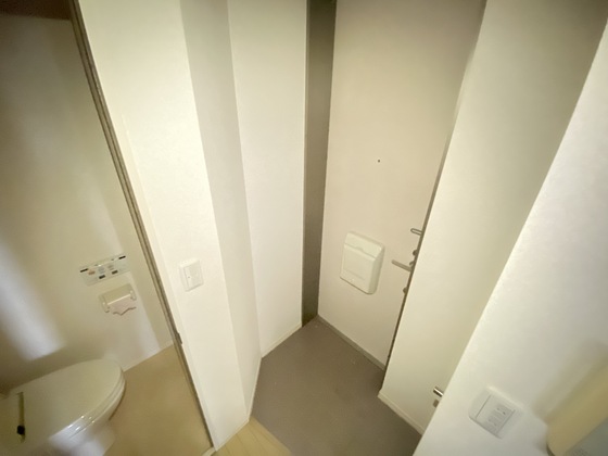 玄関　※別部屋の写真です