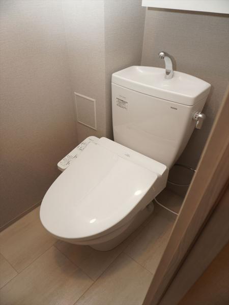 トイレ　トイレ