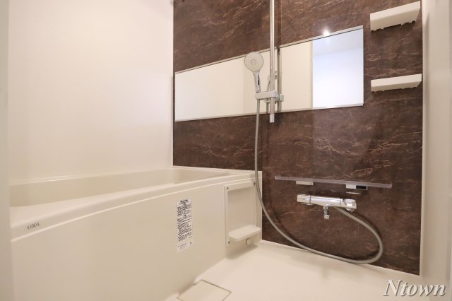 バス・シャワールーム　ゆったり過ごせるお風呂です