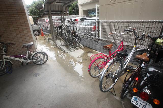 駐車場　駐輪スペースもしっかりです