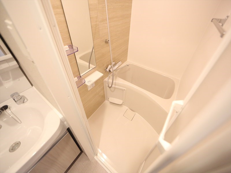 バス・シャワールーム　バスルーム　浴室暖房乾燥機付き