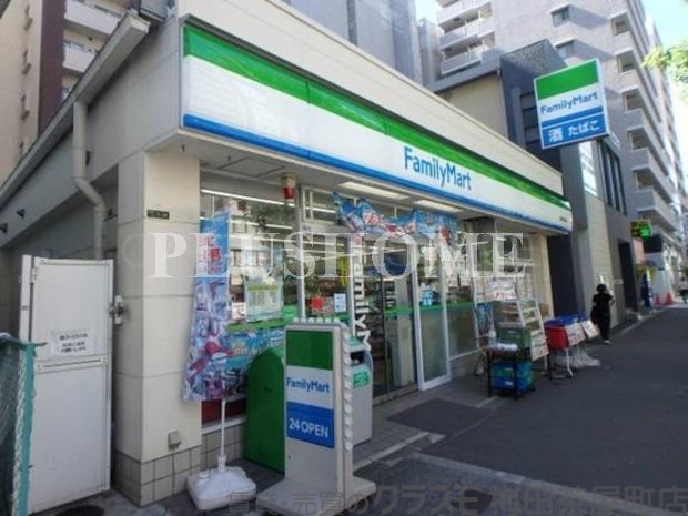 コンビニ　ファミリーマート　南森町駅前店（コンビニ）まで303m