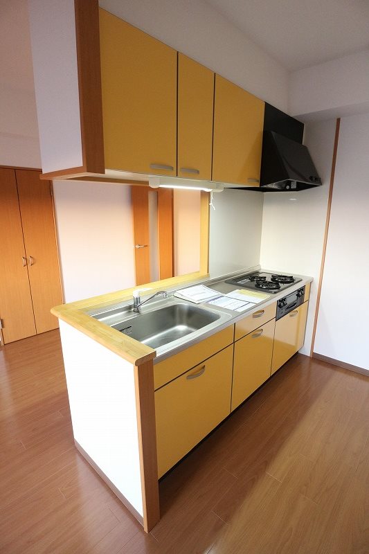 キッチン　※同物件別部屋参考画像