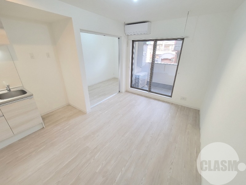 居室・リビング　明るいお部屋です♪