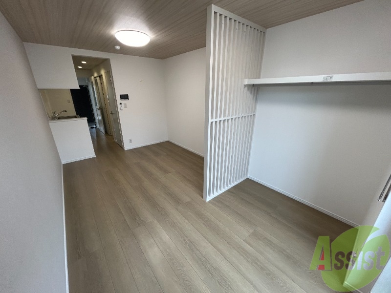 居室・リビング　部屋全体の写真です。ＬＤＫと寝室を分けれます。