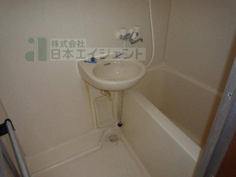 バス・シャワールーム　浴室