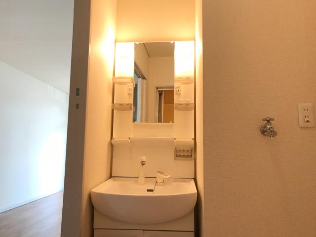 洗面設備　洗髪洗面化粧台