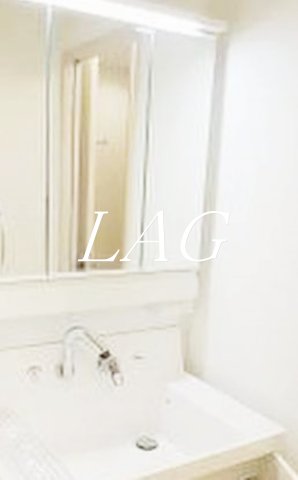 洗面設備　独立洗面台です。