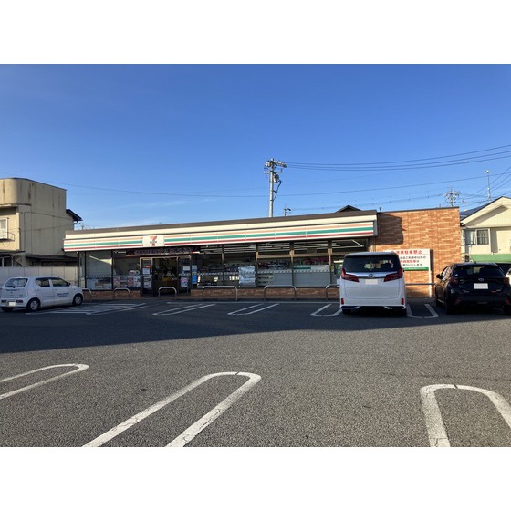 コンビニ　セブンイレブン篠ノ井布施高田店（コンビニ）まで411m