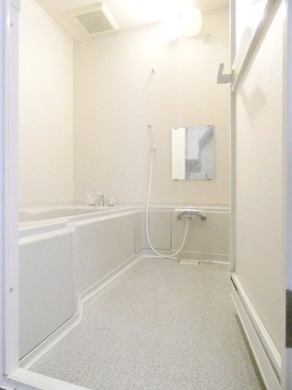 バス・シャワールーム　図面と現状に相違がある場合には現状を優先