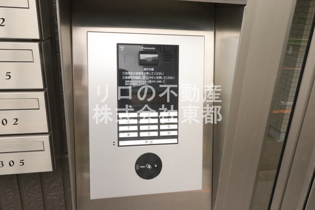 セキュリティ　不審者やセールスなどの侵入を防ぐことができるオートロック付！