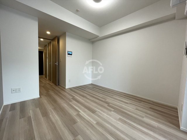 居室・リビング　ルネフラッツ谷町四丁目　リビング