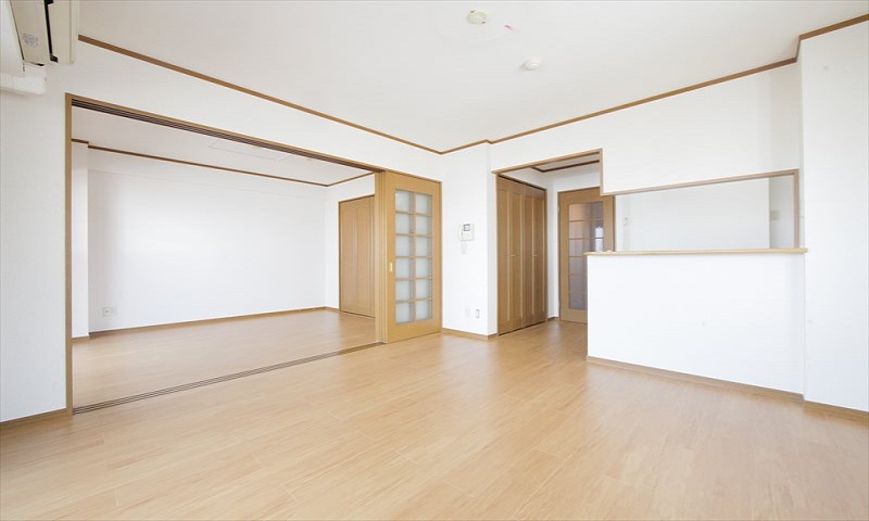 居室・リビング　LDK12帖　洋室9帖　洋室6帖