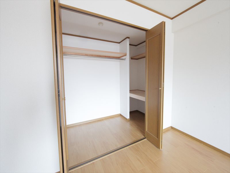 収納　クローゼット