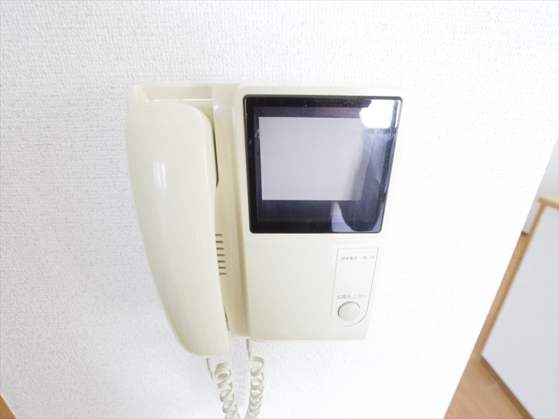 セキュリティ　モニター付きインターホン