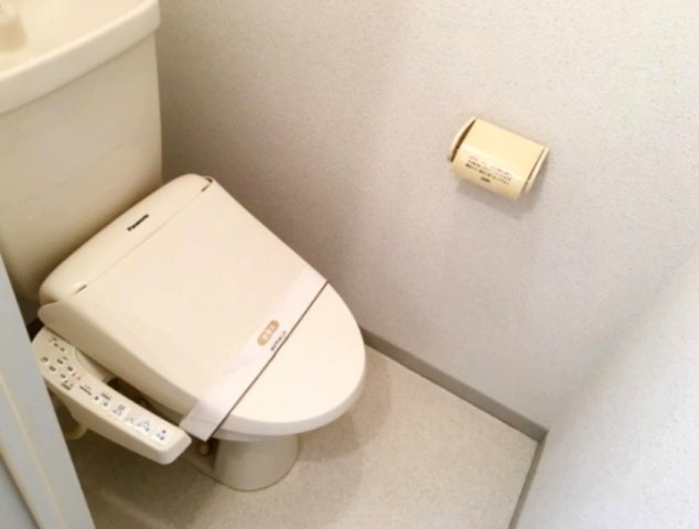 トイレ　※イメージ　同物件別号室の写真