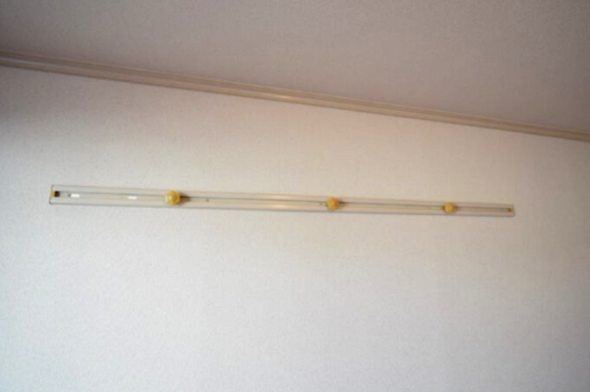 その他設備　ハンガーフック ※イメージ　同物件別号室の写真