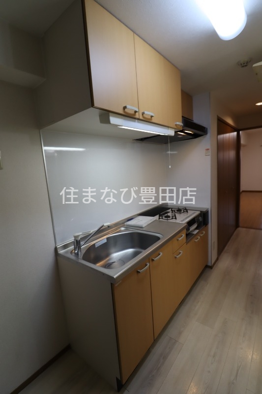 キッチン　同型別部屋写真
