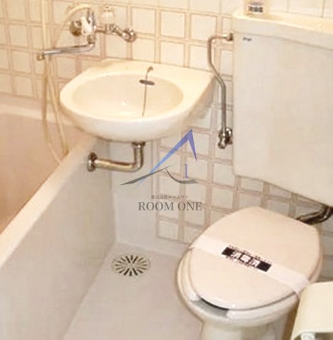 バス・シャワールーム　お風呂です。