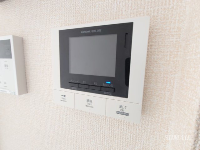 セキュリティ　モニター付インターホン完備です☆