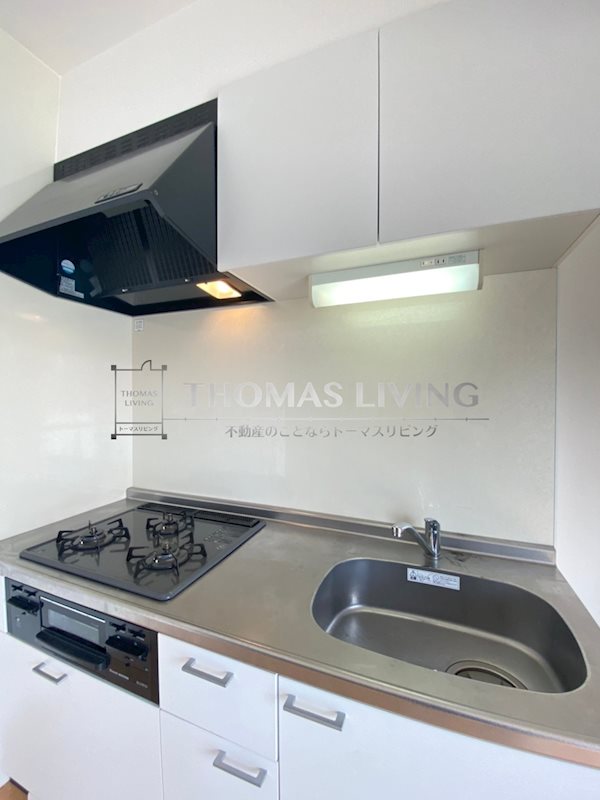 キッチン　※別号室の参考写真になります。