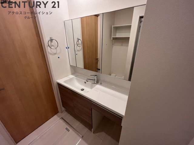 洗面設備　独立洗面化粧台付き☆