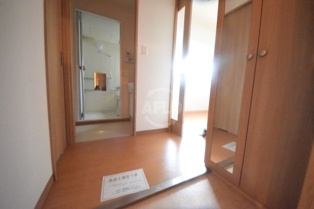 玄関　クリスタルグランツ難波南ポルックス　玄関